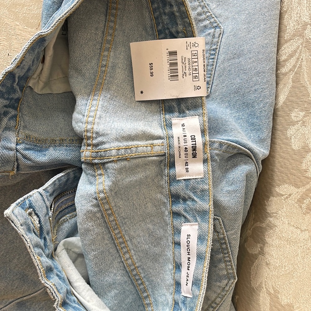 Slouch mom jeans